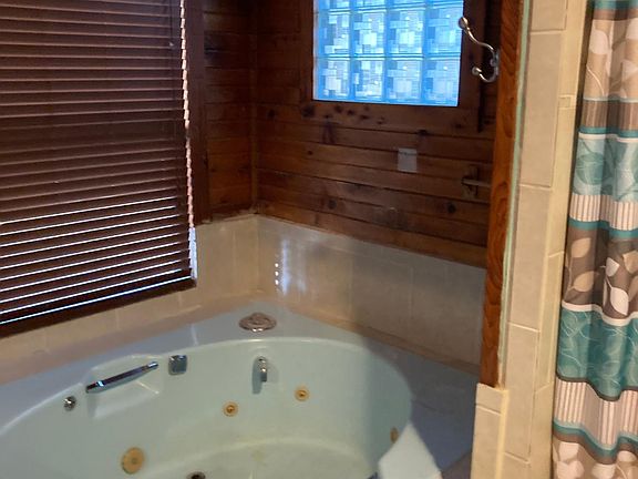 5th image of 307 Kashmuir Pl