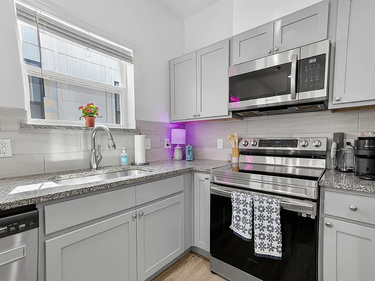 3206 Forest Park Blvd — Photo 14