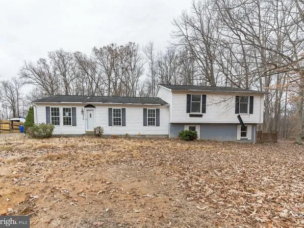 5350 Holly St, Indian Head, MD 20640