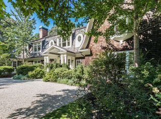 12 Woody Ct, East Hampton, NY 11937
