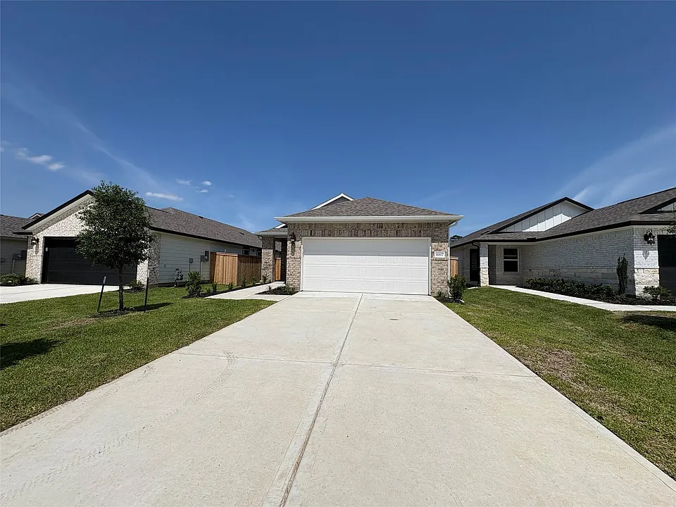 16817 Harvest Grove Ln