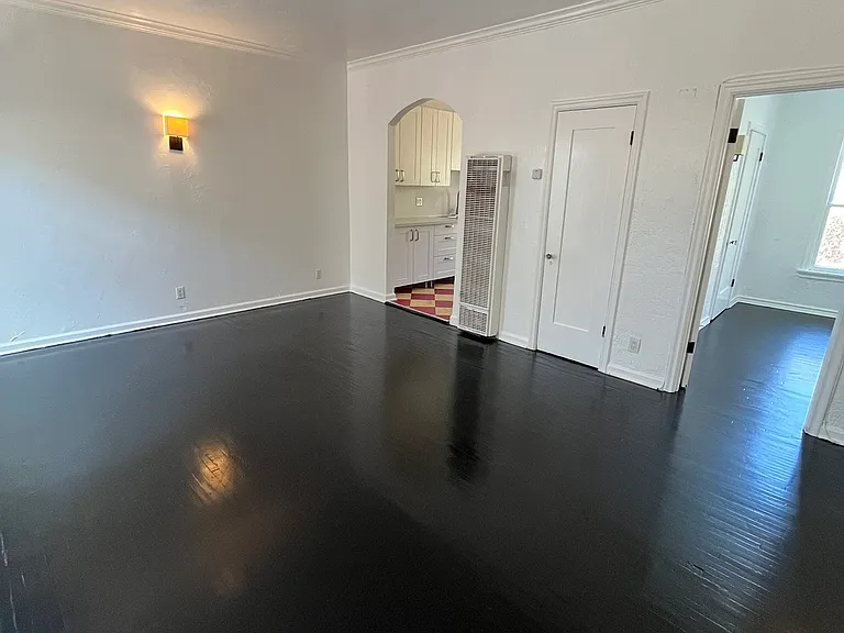 806 Tularosa Dr #11 — Photo 5