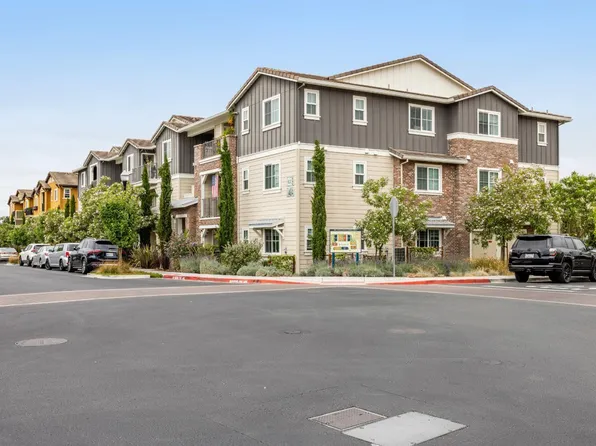 1404 Mauro Pietro Drive #302, Petaluma, CA 94954