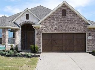 1600 Abercorn Ln, Savannah, TX 76227
