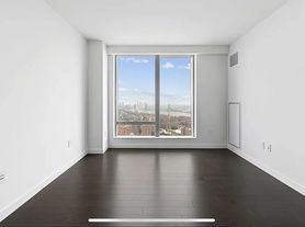 252 South St