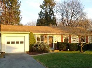 819 College Ln, Allentown, PA 18103