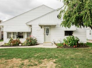 32125 Densmore Rd, Willowick, OH 44095