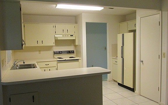 3rd image of 8420 SW 90th Pl Unit C
