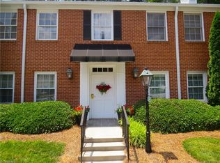 344 C Hanover Arms Ct, Winston Salem, NC 27104