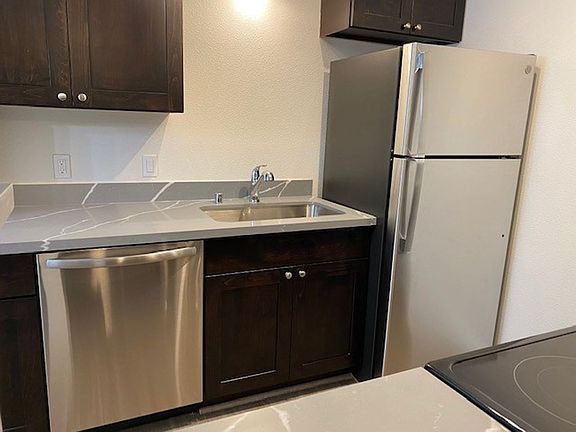 5th image of 8222 169th Ave NE Unit C1