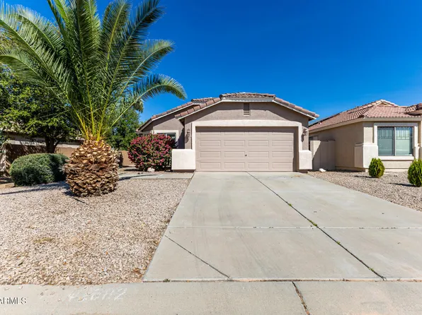 2682 E SILVERSMITH Trail, San Tan Valley, AZ 85143