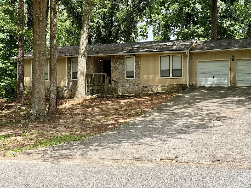 7670 Glen Devon Rd