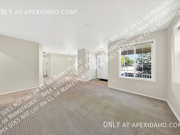 5th image of 325 Creekside Pl