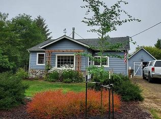 724 NW Cross St, Seal Rock, OR 97376