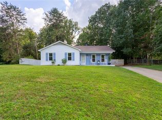 2580 Mount Salem Rd, Pfafftown, NC 27040
