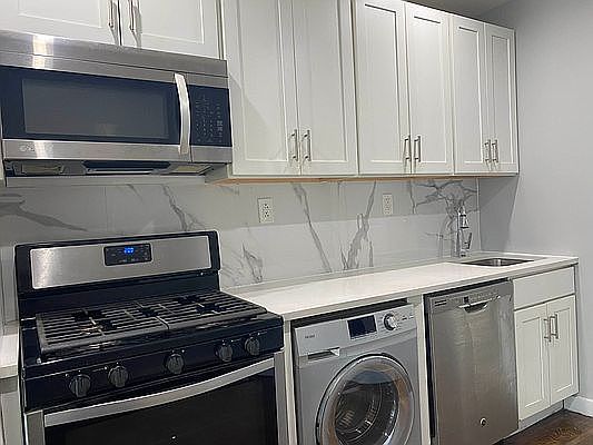 1st image of 417 E 114th St #Fe