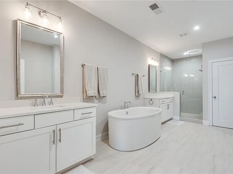 398 Concord St — Photo 10
