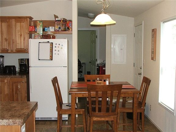 4th image of 17621 Marine Dr