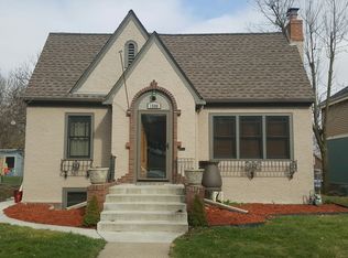 1800 Vincent Ave N, Minneapolis, MN 55411