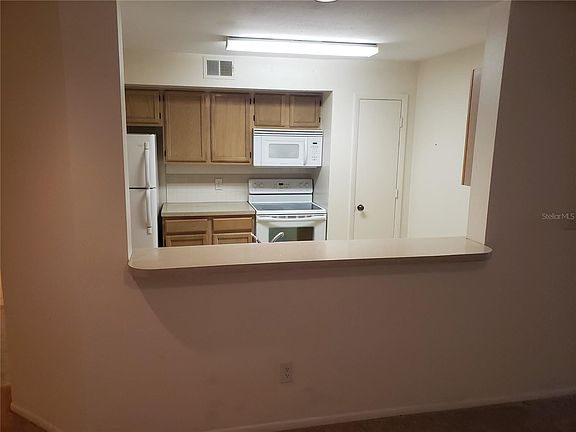 3rd image of 474 N Pin Oak Pl #102