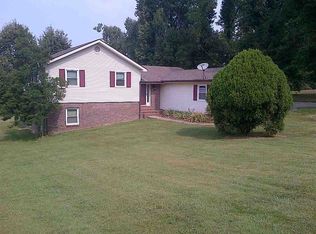 201 Marsha Dr, Paducah, KY 42003