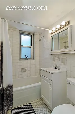 Rented by Corcoran | media 25