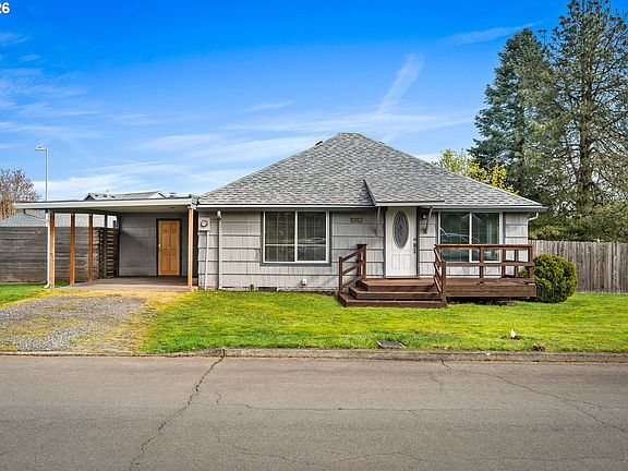 3rd image of 10112 NE 67th St