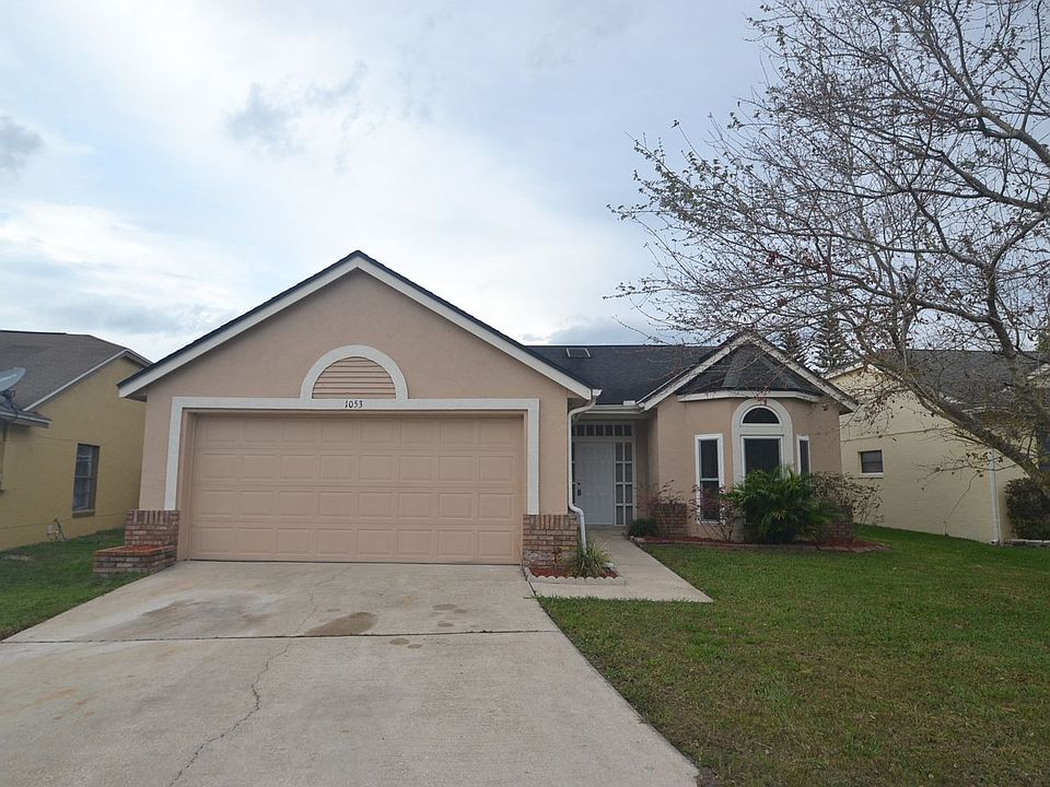 1st image of 1053 Whittier Cir