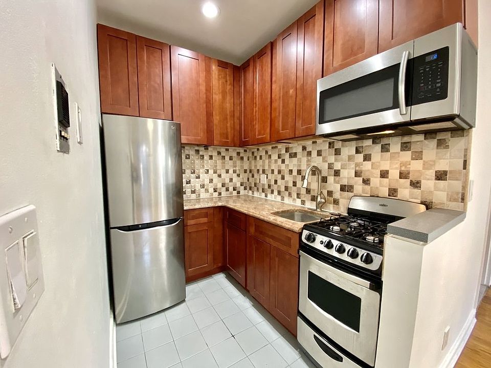 1st image of 856 10th Ave APT 4