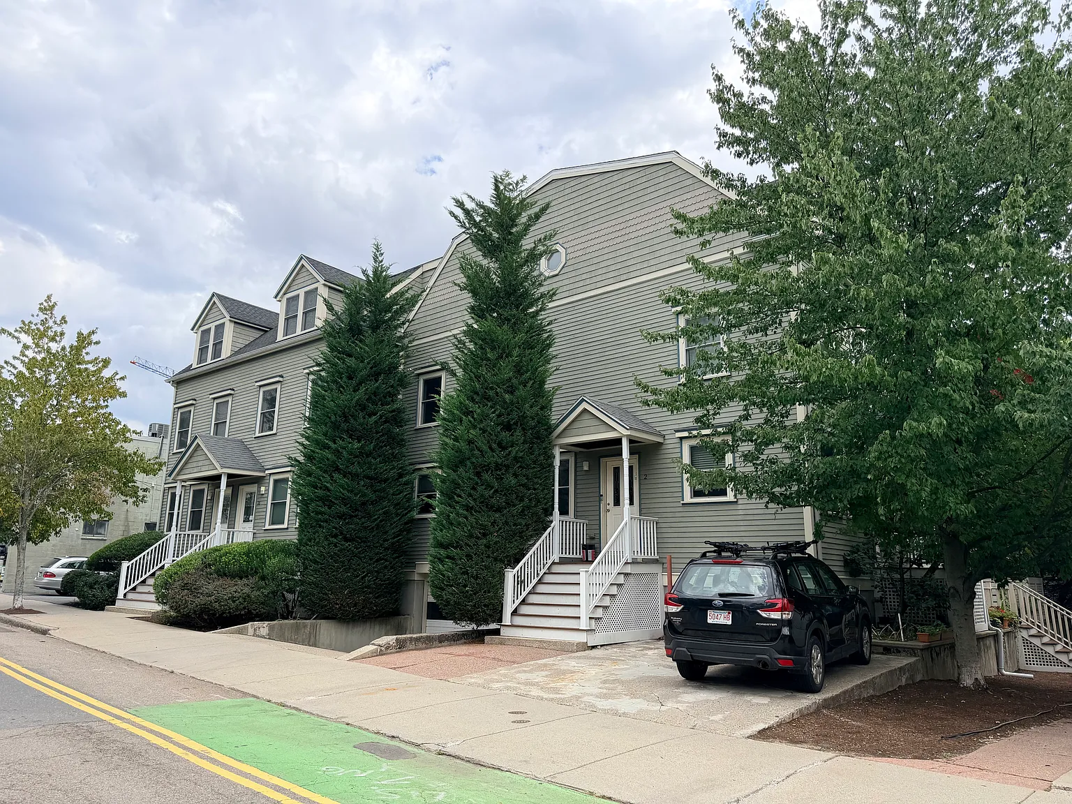 3 bed, 1700 sqft, $4,500 — Photo 1