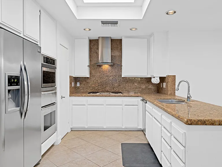 75 Colgate Dr — Photo 18