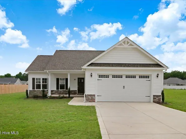 207 Dunbar Hill Drive, Fremont, NC 27830