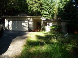 2410 Plunkett Rd, Bayside, CA 95524