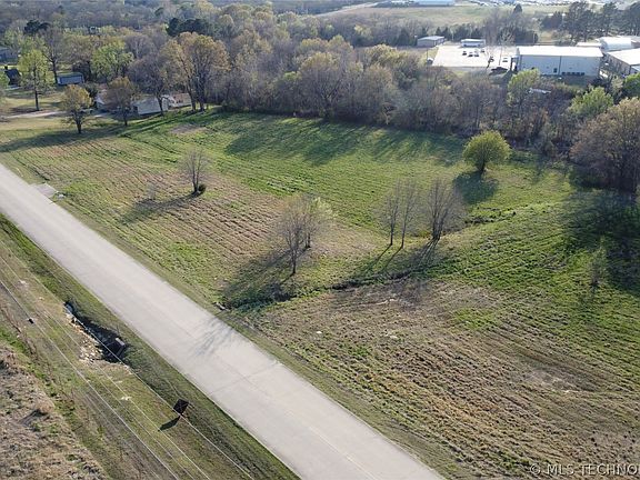 5th image of Peaceable Rd