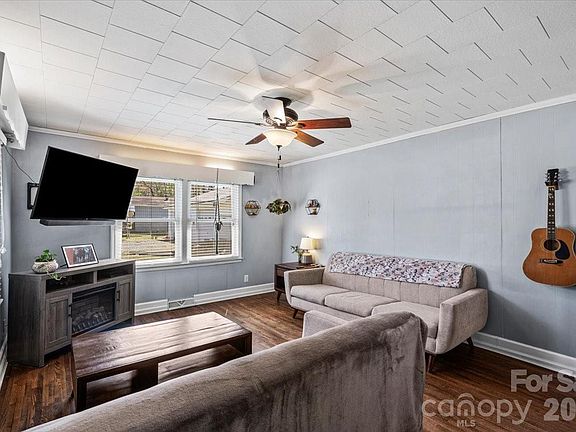 5th image of 53 Ridge Ct SE