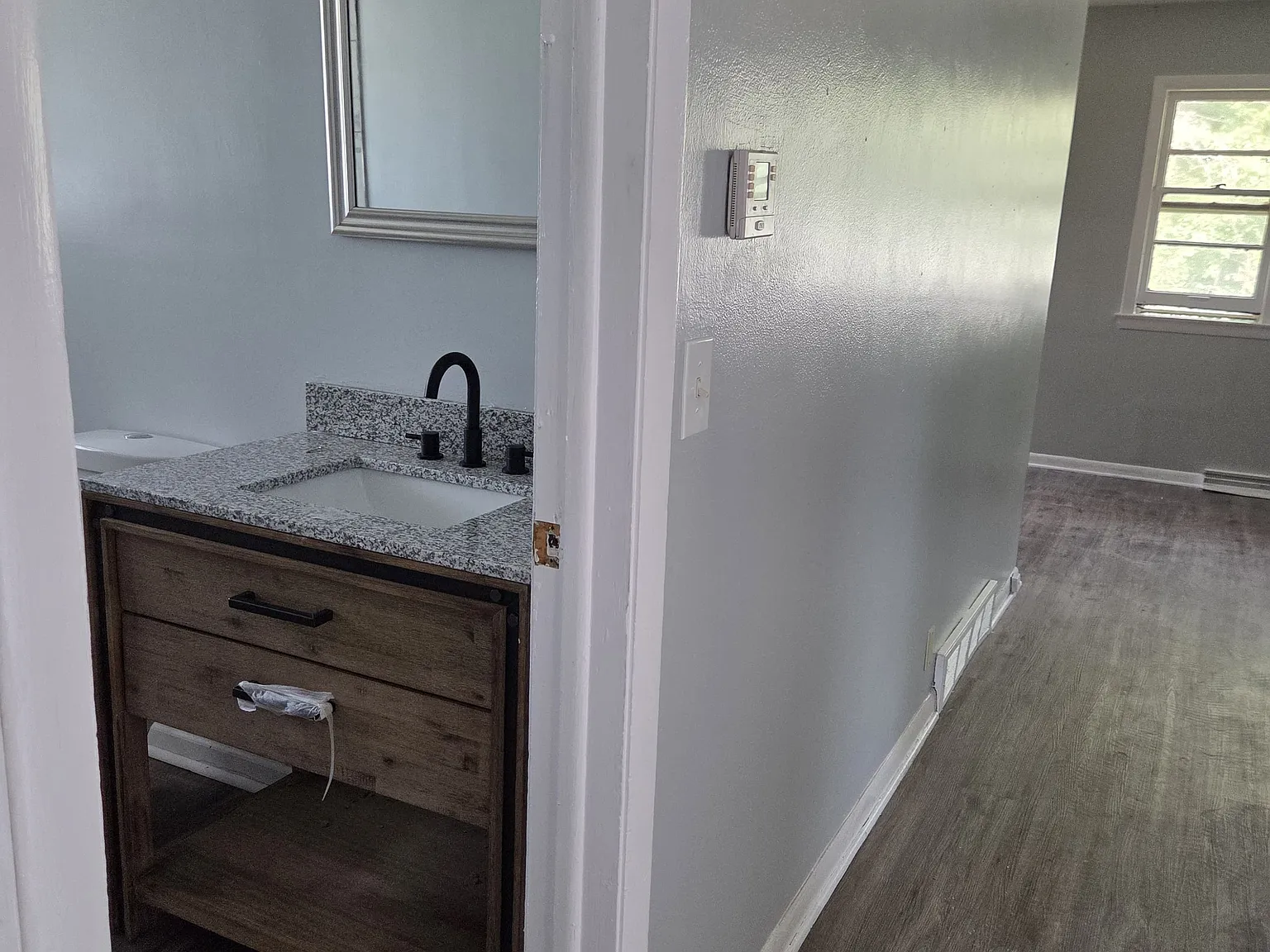 6107 W Leon Ter — Photo 2
