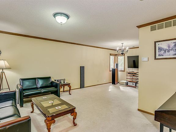 5th image of 2337 N Stoneybrook Ct