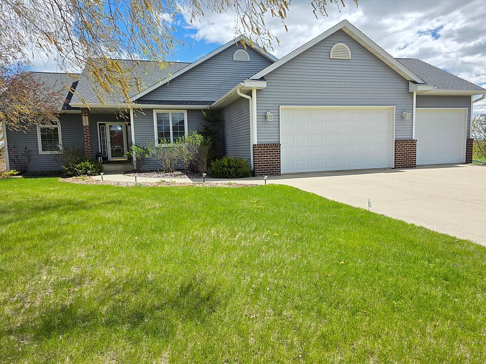 1st image of 505 4th St SE