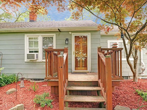5th image of 743 Kuehnle Ave