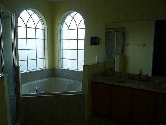 4th image of 2136 Meadow Vista Ct