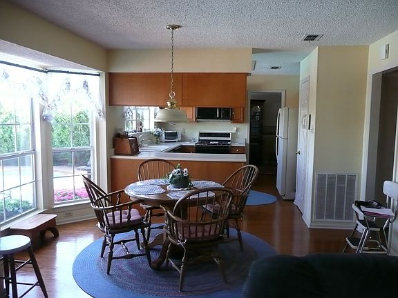 4th image of 1704 River Birch Dr