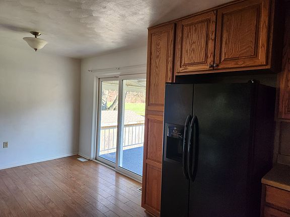 4th image of 2709 Glenwood Avenue