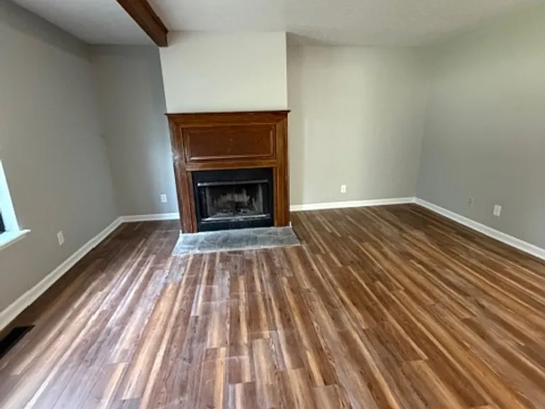 431 Sentry Oaks Dr — Photo 5