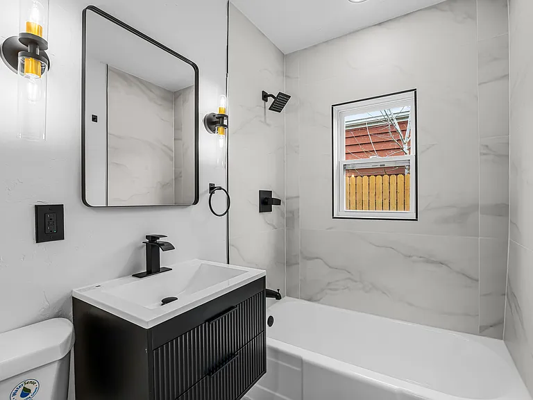 1340 E Vassar Ave — Photo 11