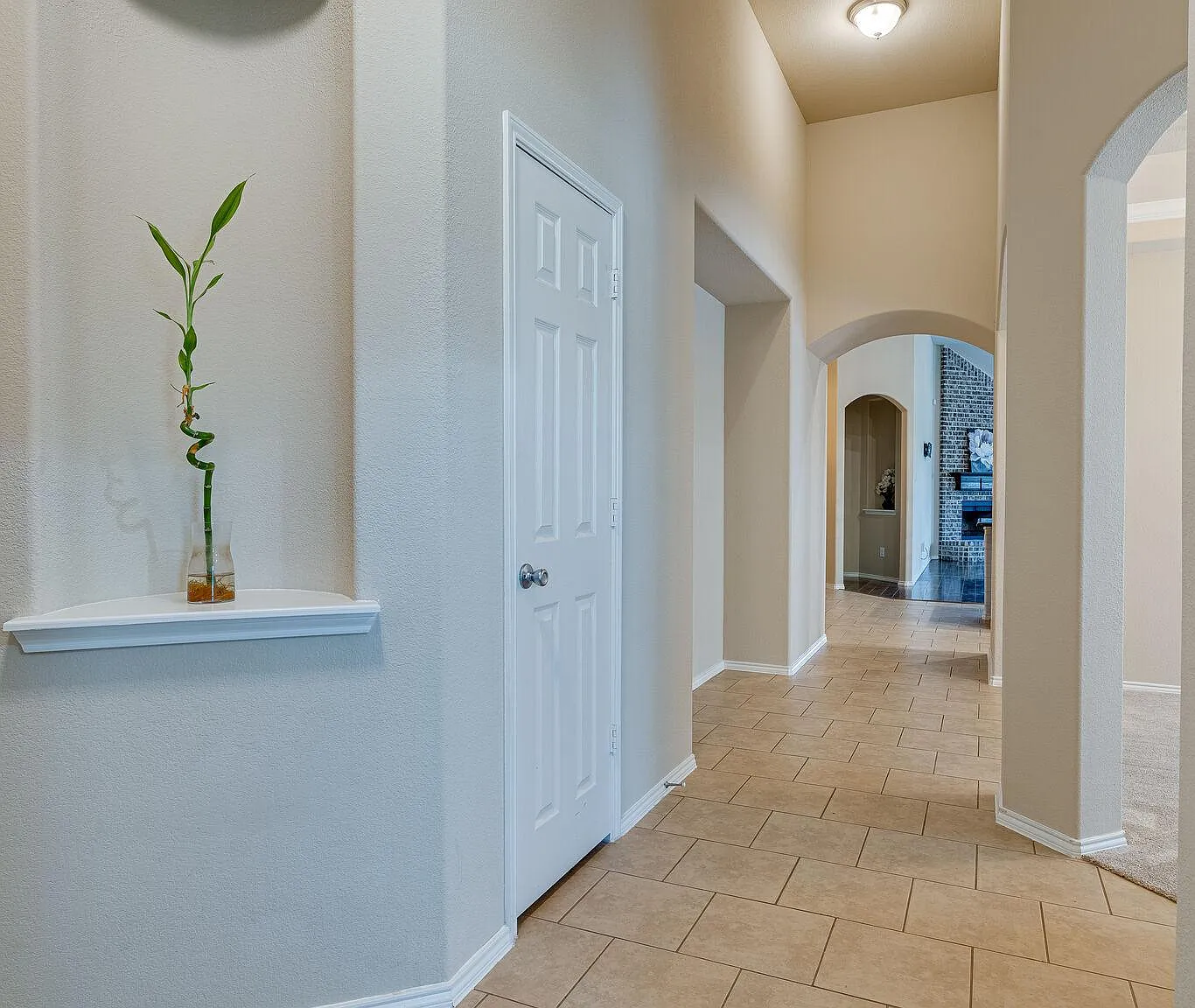 2300 Eppright Dr — Photo 4