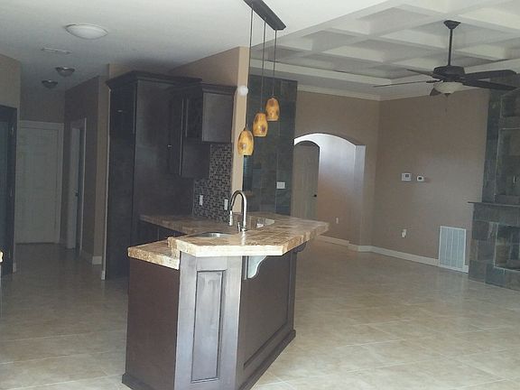 5th image of 2220 N Kennedy Dr
