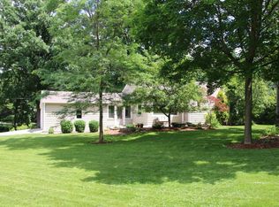 1434 N 124th St, Wauwatosa, WI