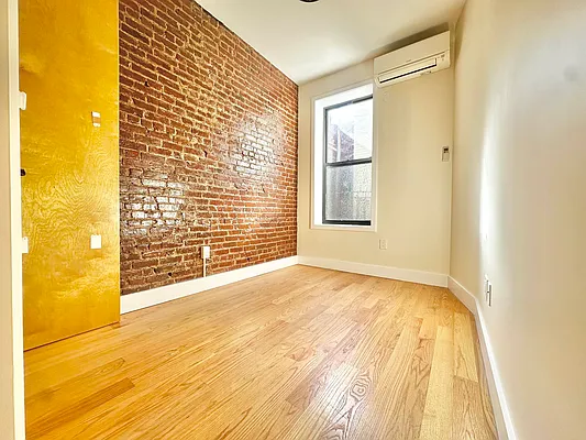 Rented by Doorway NYC, LLC | media 11