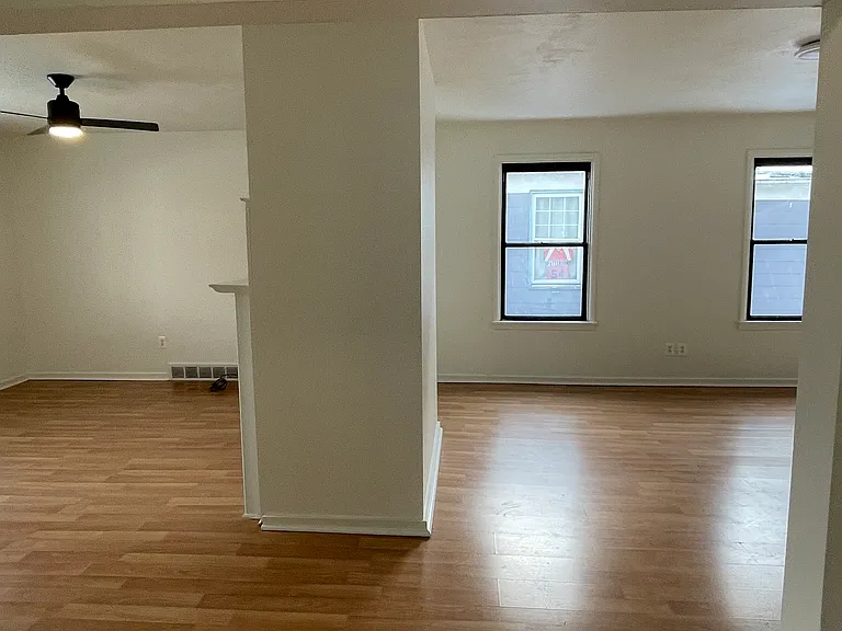 319 N Balph Ave #319 — Photo 38