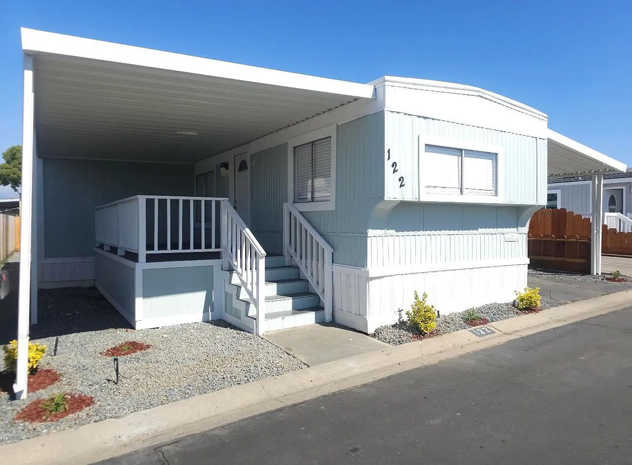 720 E Worth Avenue #122 photo 1